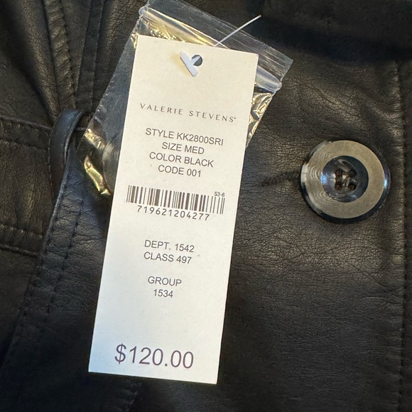 Women’s Faux-leather coat. Medium. New with tags! - Picture 6 of 6